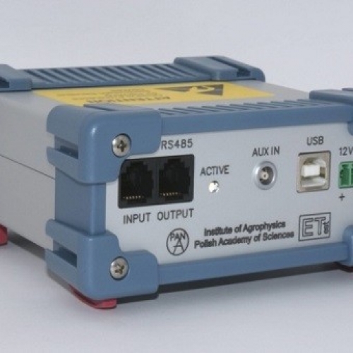 TDR/MUX 微型土壤水分、溫度、電導(dǎo)率、水勢監(jiān)測儀